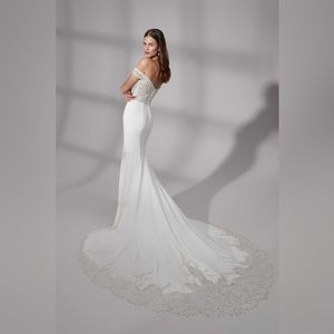 Justin Alexander Signature 99187 Westfield Wedding Dress size 10 Retail: $2,975